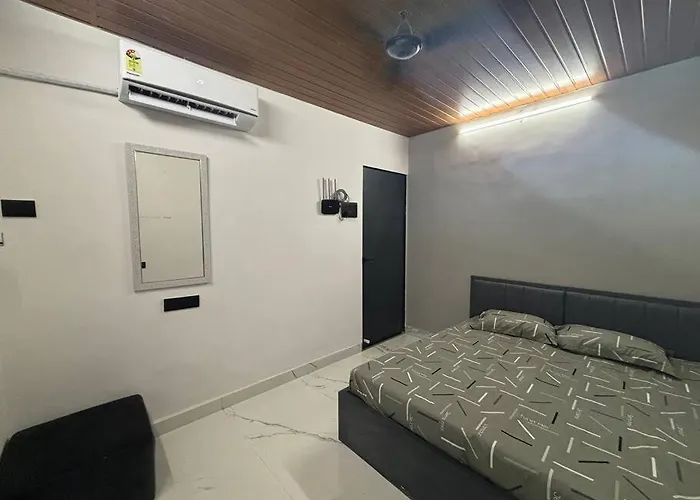 #4 Ensuite Cozy Place - Hub Of Mumbai