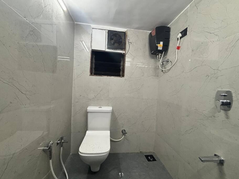 Apartment #4 Ensuite Cozy Place - Hub Of Mumbai